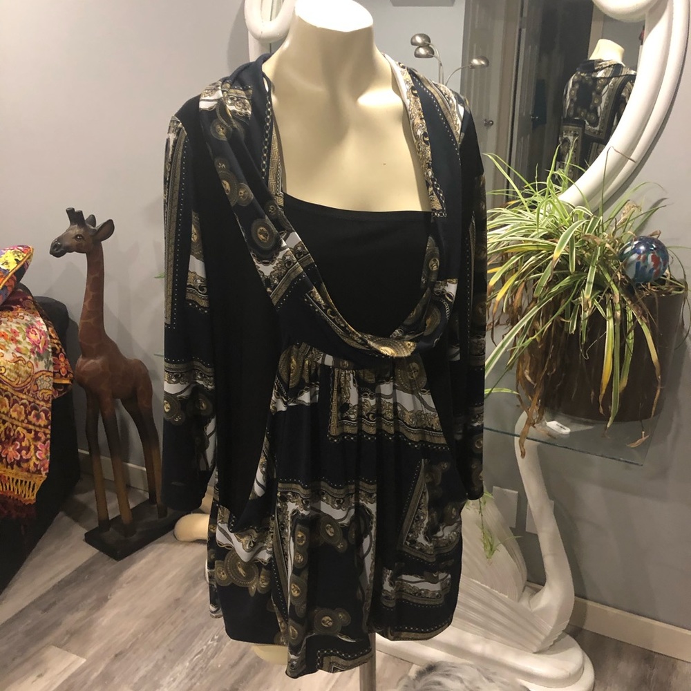 3/$33 - Clientele tunic top